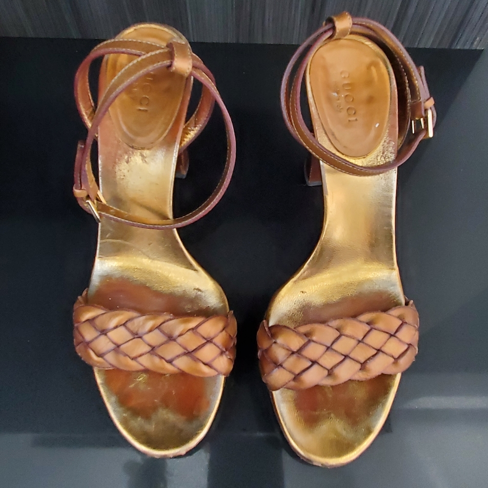 Gucci Braided Bronze Gold Sandals size 37